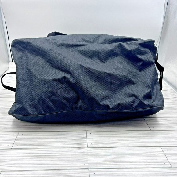 Adidas Squad III Duffel Medium Gym Bag Gray Black Nylon Turquois Interior - Picture 9 of 13